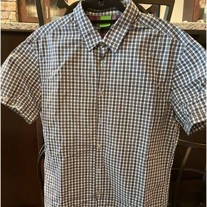 Men’s XL Hugo Boss shirt